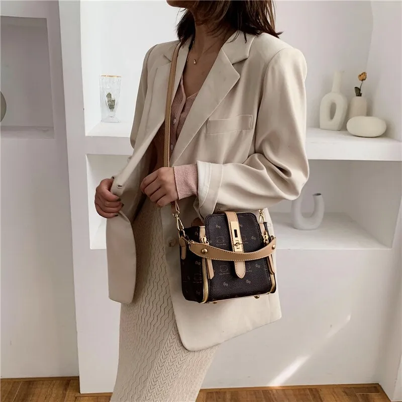 Christmas Gift Bags For Women 2021 Newest Luxury Handbags Trendy Leather Bucket Bag Ladies Cat Bow-Knot Pattern Messenger Shoulder Bag Hot Sale