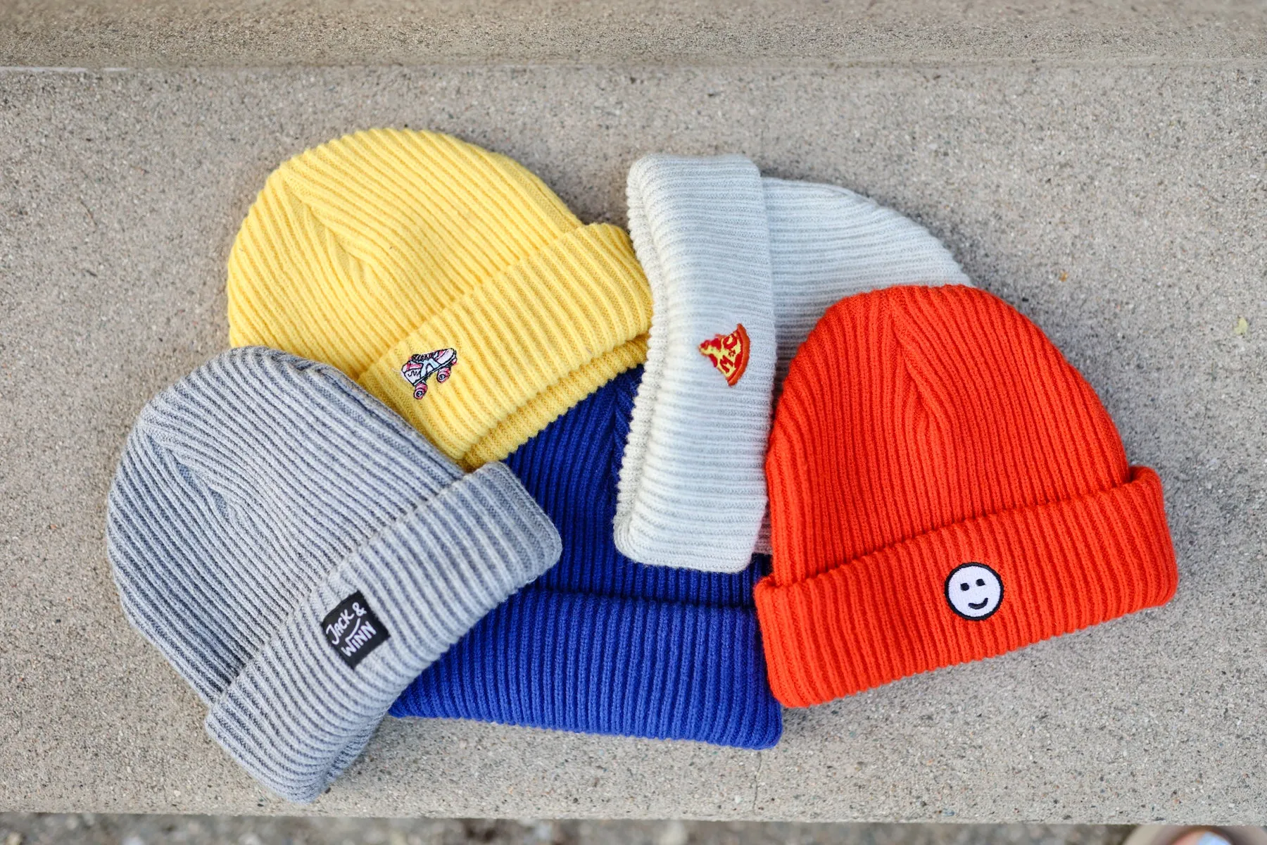 JW PLUSH Gray
