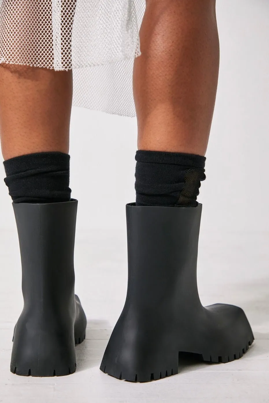 RAIN CHECK RUBBER BOOTS